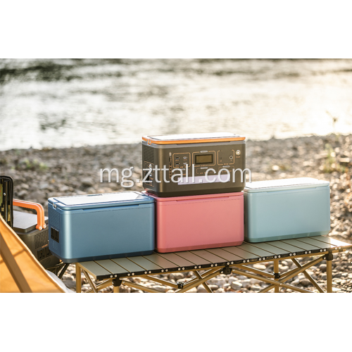 Mpanamboatra solar Portable 500W ho an'ny fampiasana ivelany